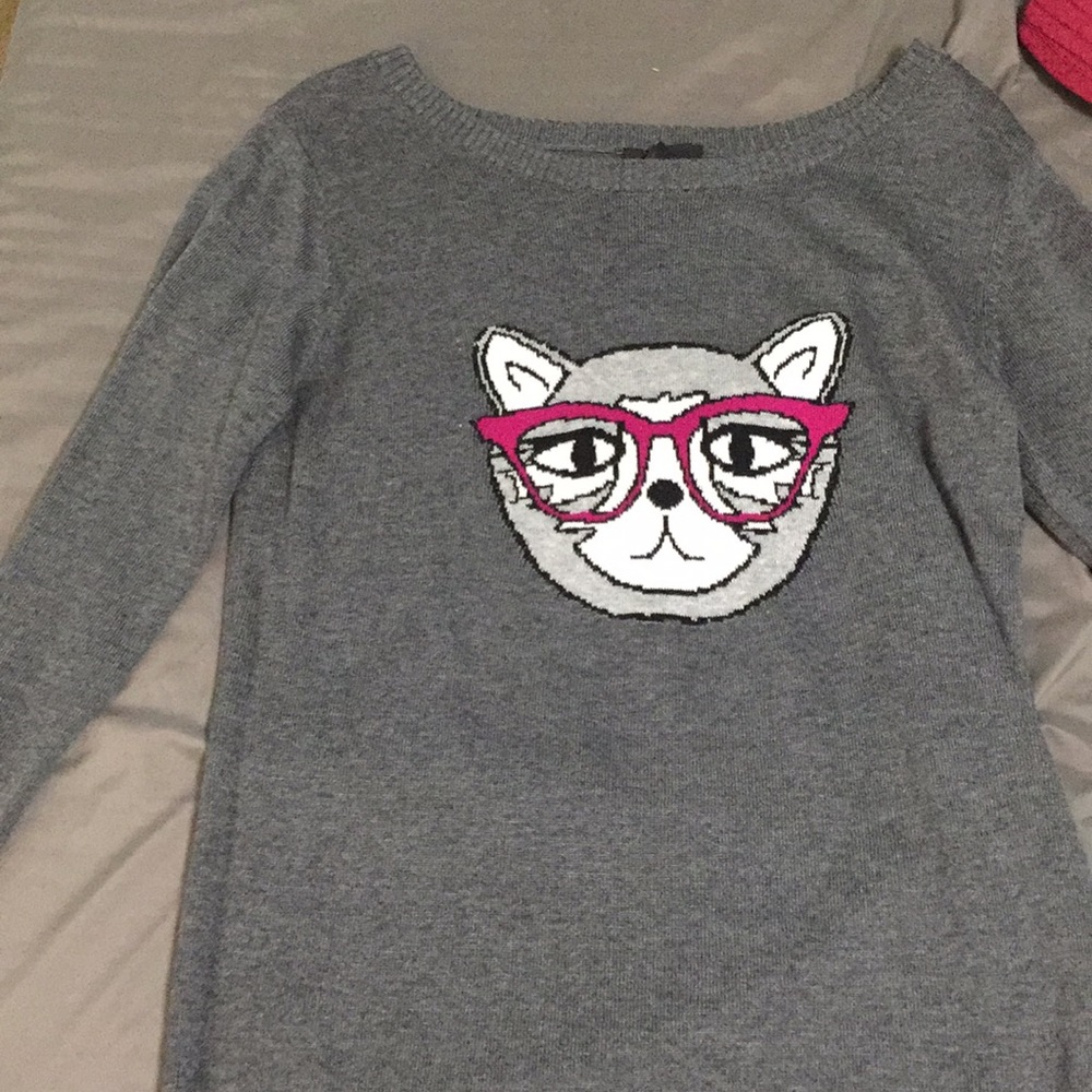 ADORABLE cat sweater ❤️ 🐈